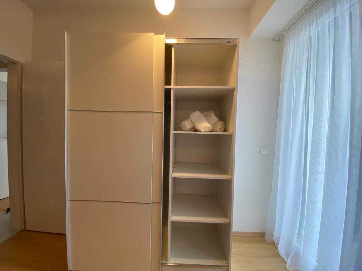 Sis Apartments Ohrid Bagian luar foto